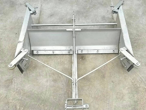 Pig farm muck scraper