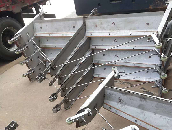 Pig farm muck scraper