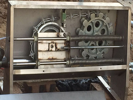 Stock line host