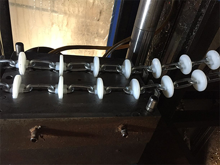 Plug tray