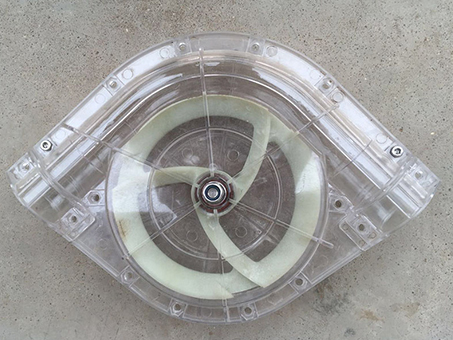 Transparent corner